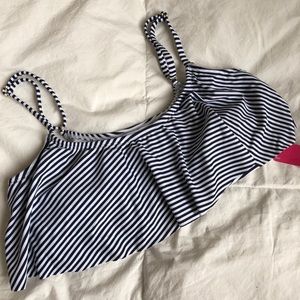 NWT Striped Ruffle Bikini Top